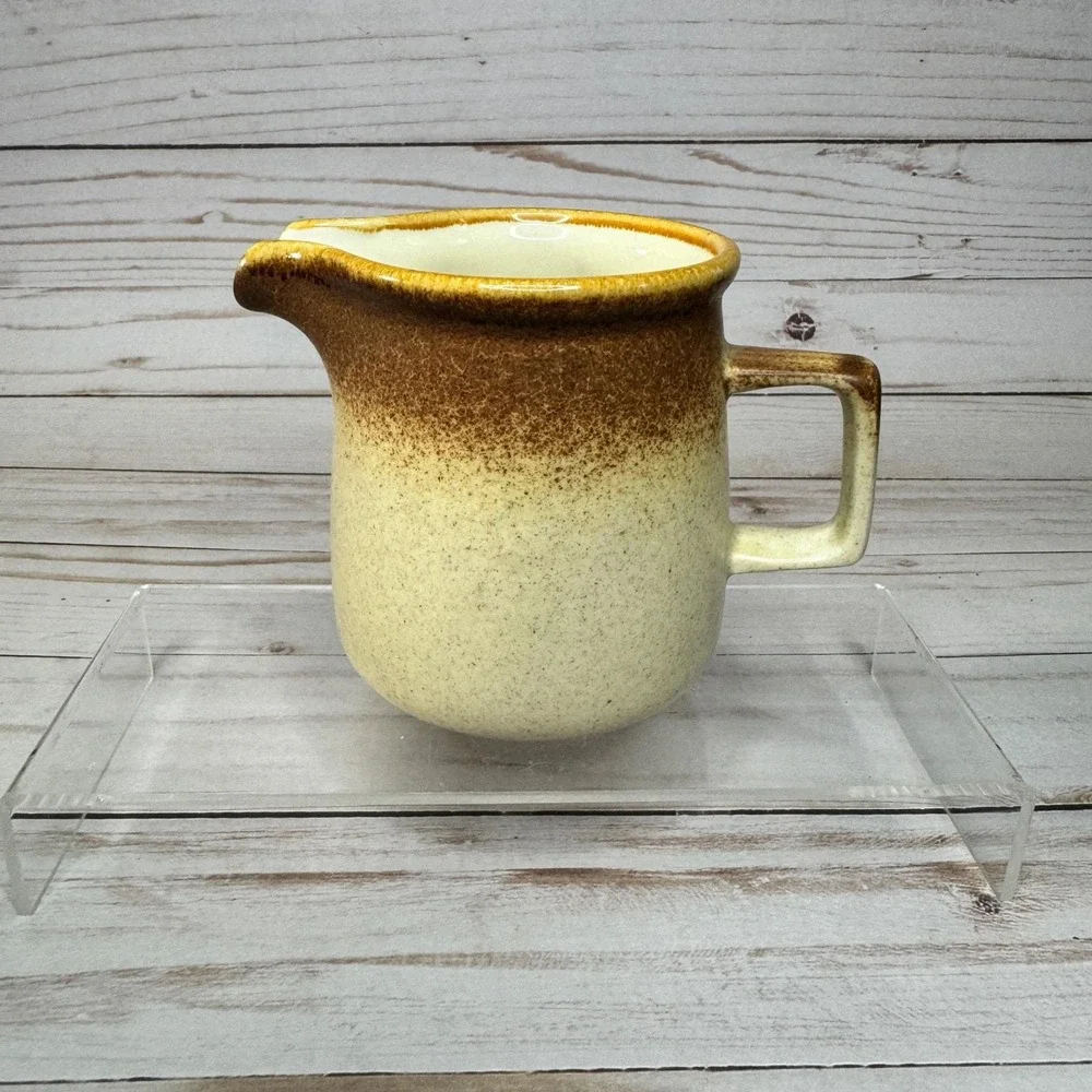 Mikasa Stylekraft C0900 Creamer Pitcher Brown Cream Speckled‎ Japan Vintage
